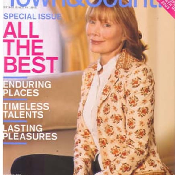 TOWN AND COUNTRY MAGAZINE, JANUARY 2003, EXCELLENT CONDITION, ORIGINAL OWNER, - Picture 1 of 1